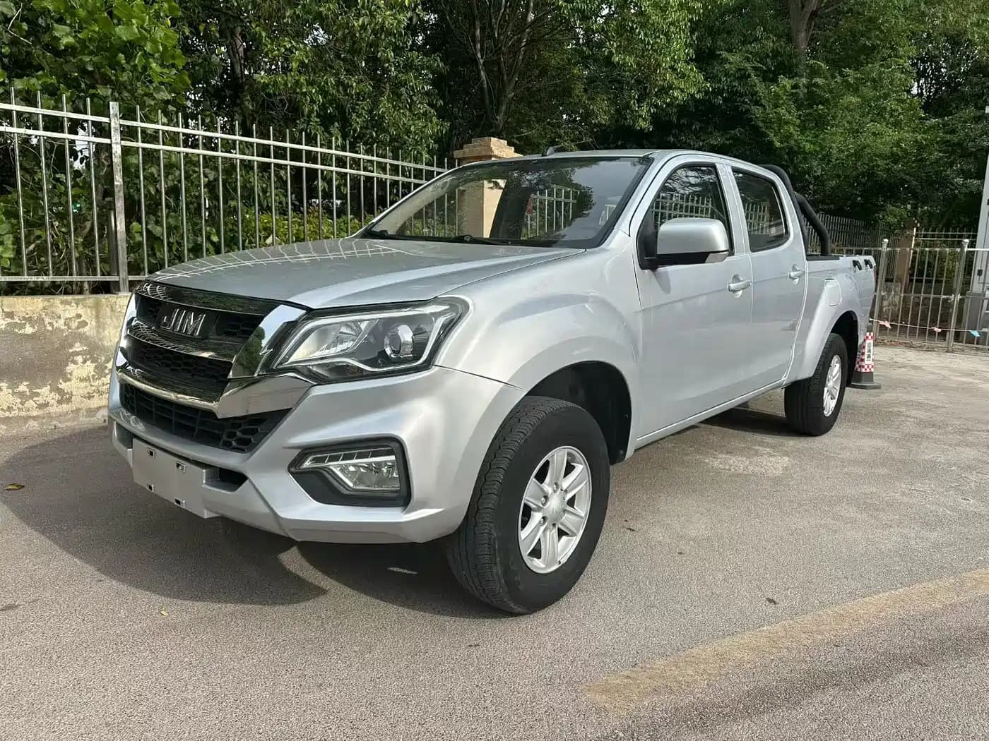 Isuzu D-Max Ruimai 2022 2.8T Classic Diesel 2WD Comfort Long Wheelbase JE493ZLQ6E