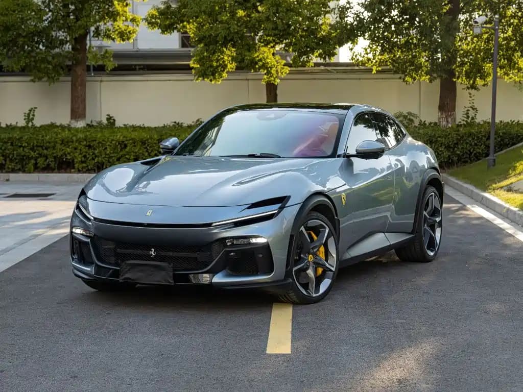 Ferrari Purosangue 2023 6.5L V12