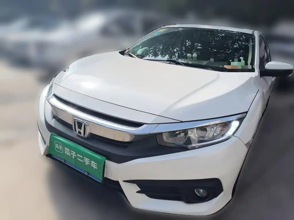 Honda Civic 2016 220TURBO CVT Luxury Edition
