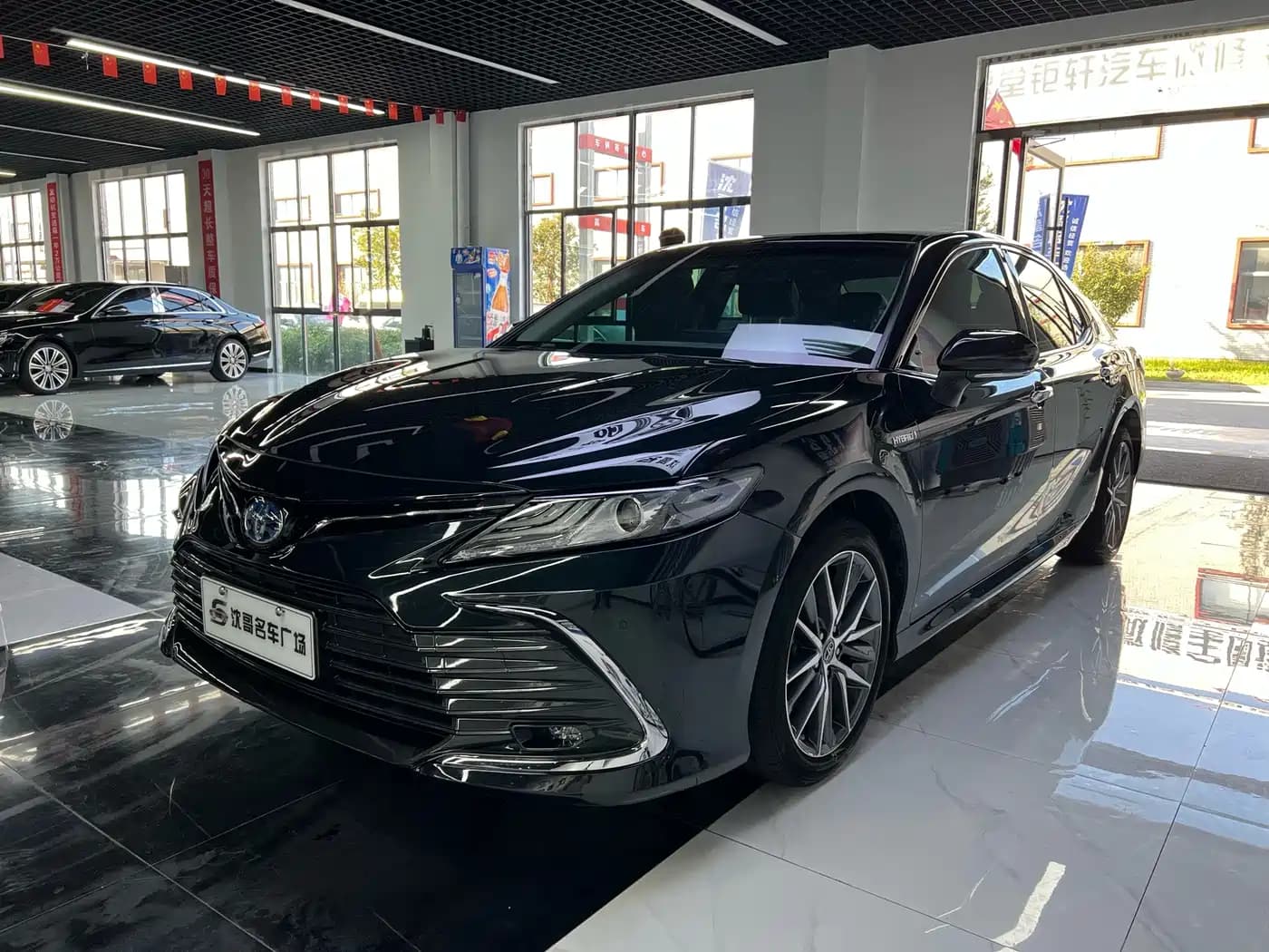 Toyota Camry 2021 Hybrid 2.5HG Luxury Edition