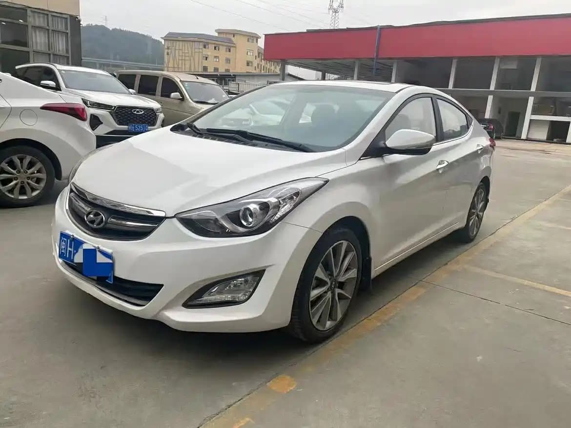 Hyundai Elantra Langdong 2016 1.6L Automatic Smart Edition