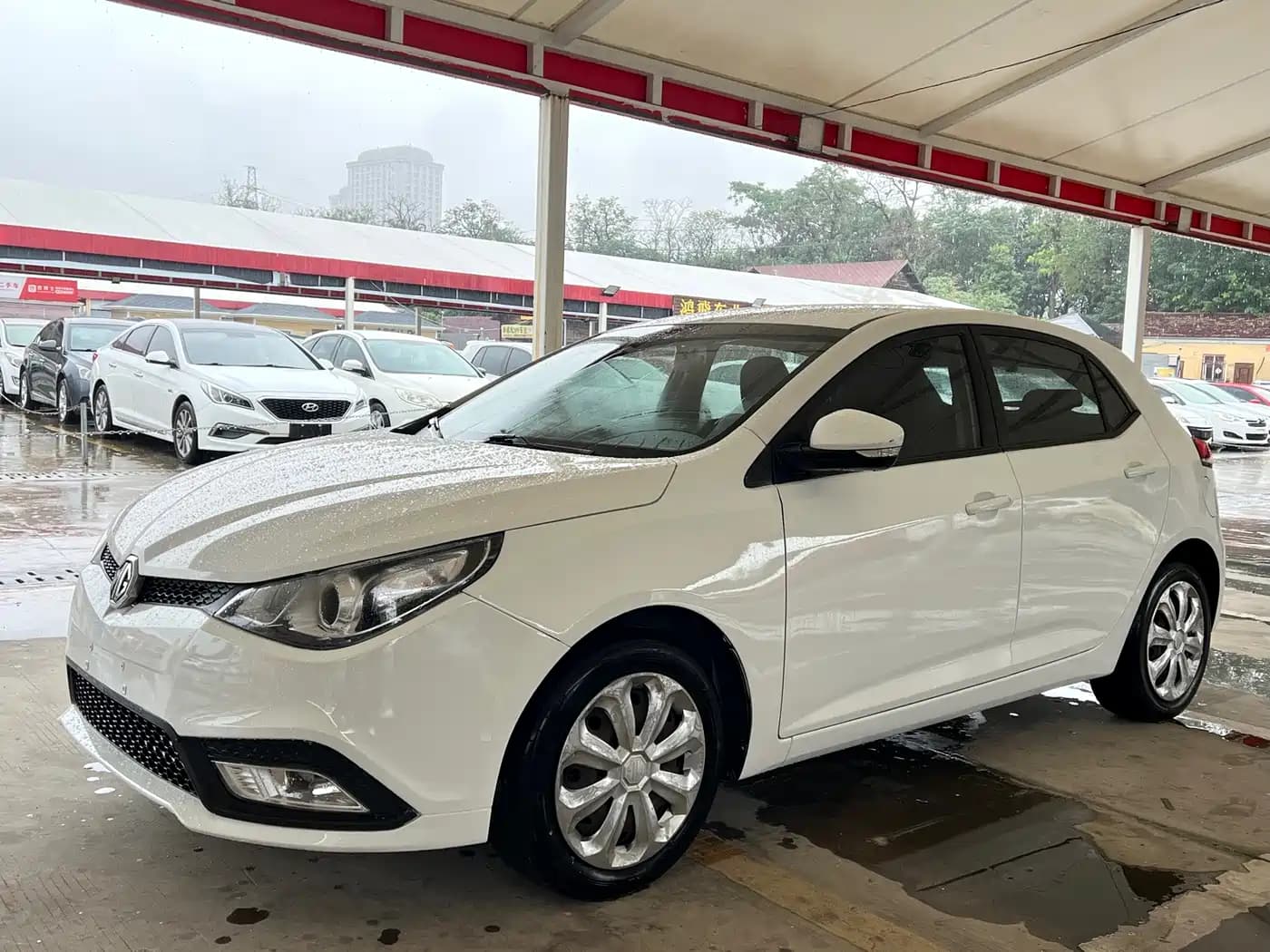 MG 5 MG5 2012 1.5L Automatic Luxury Edition