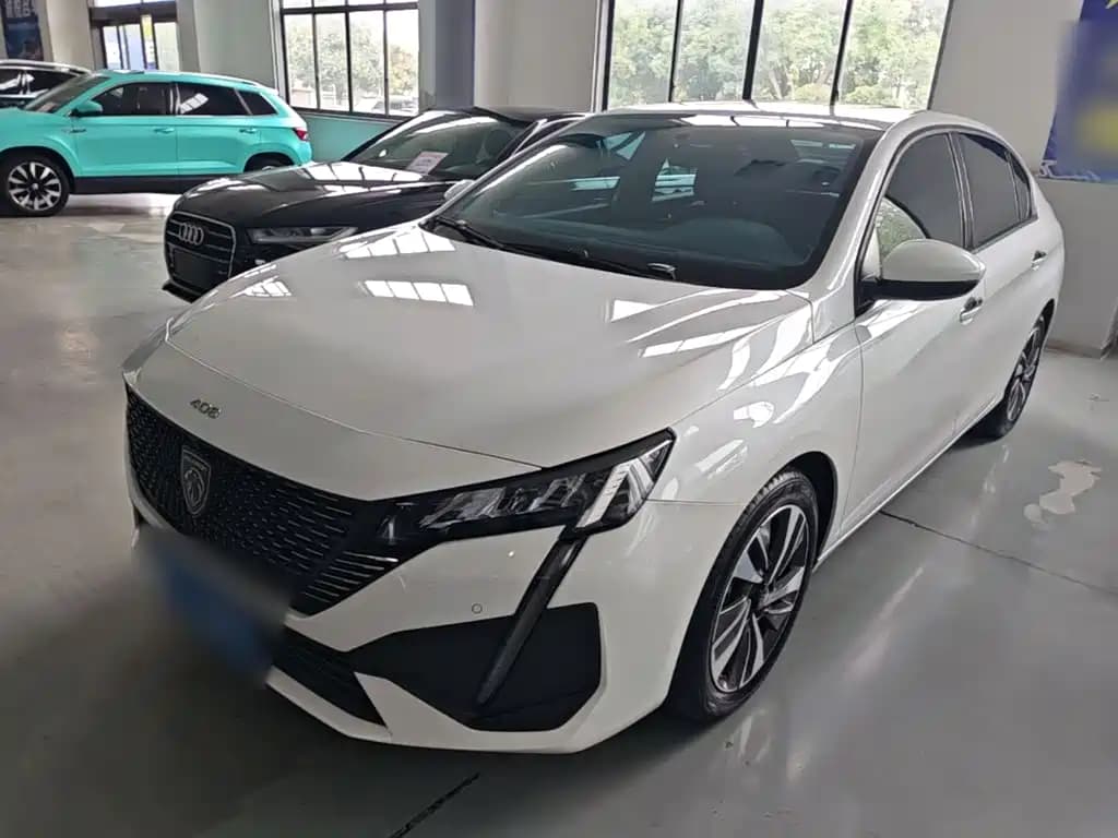 Peugeot 408 2022 1.6T Light Chaser Edition