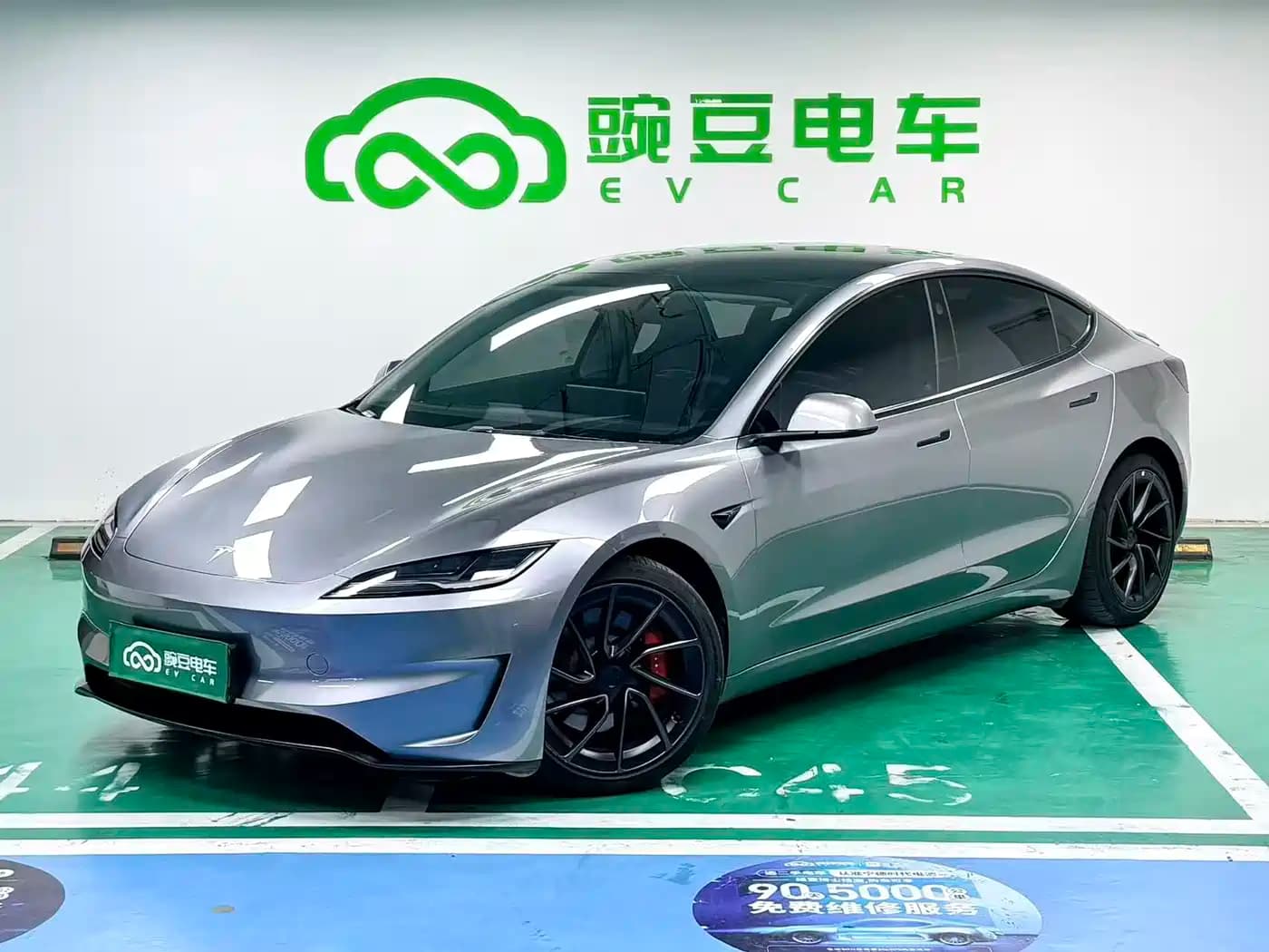 Tesla Model 3 2024 High-Performance All-Wheel Drive Edition