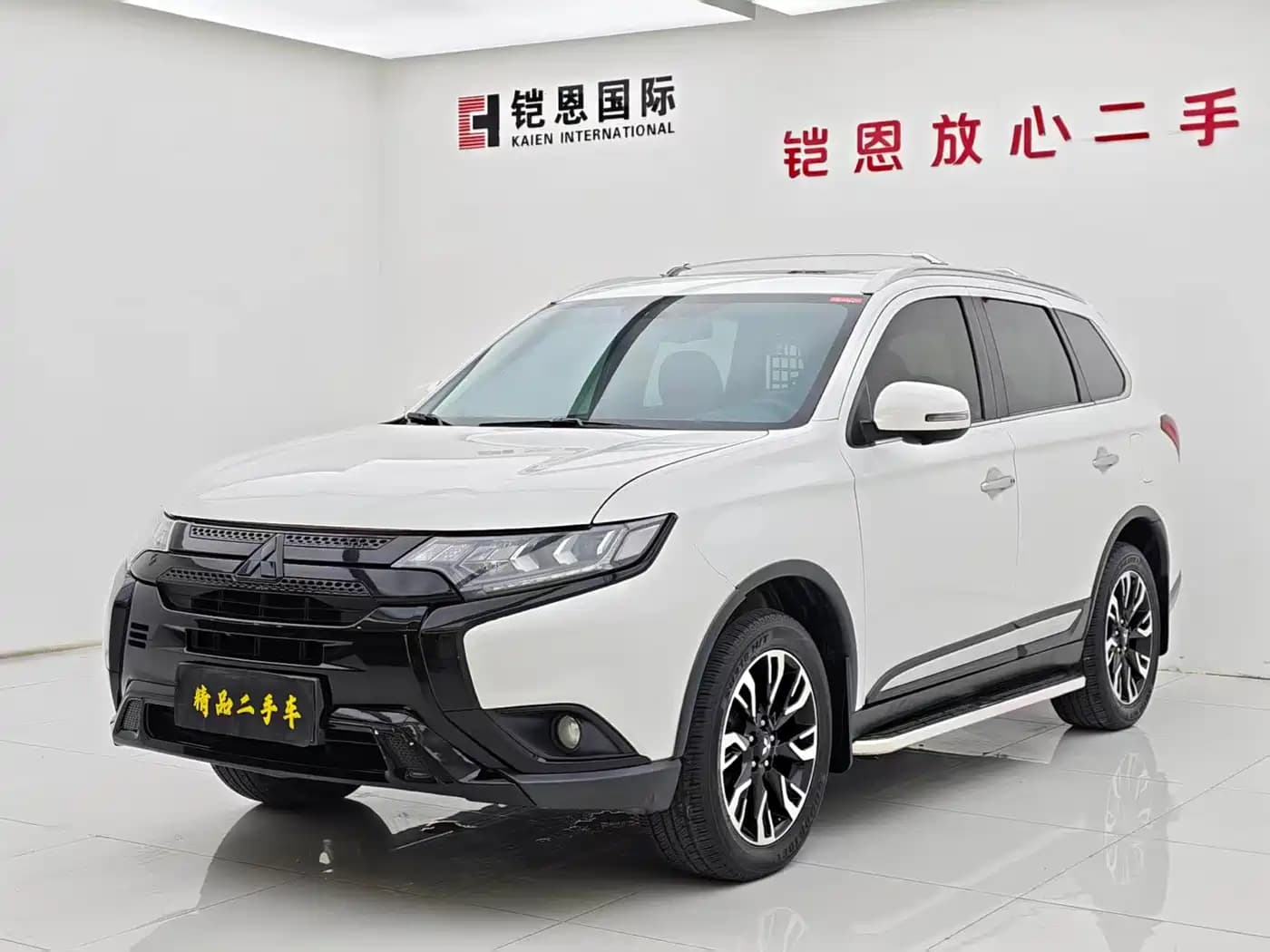 Mitsubishi Outlander 2019 2.4L 4WD Deluxe Edition 7-Seater China VI