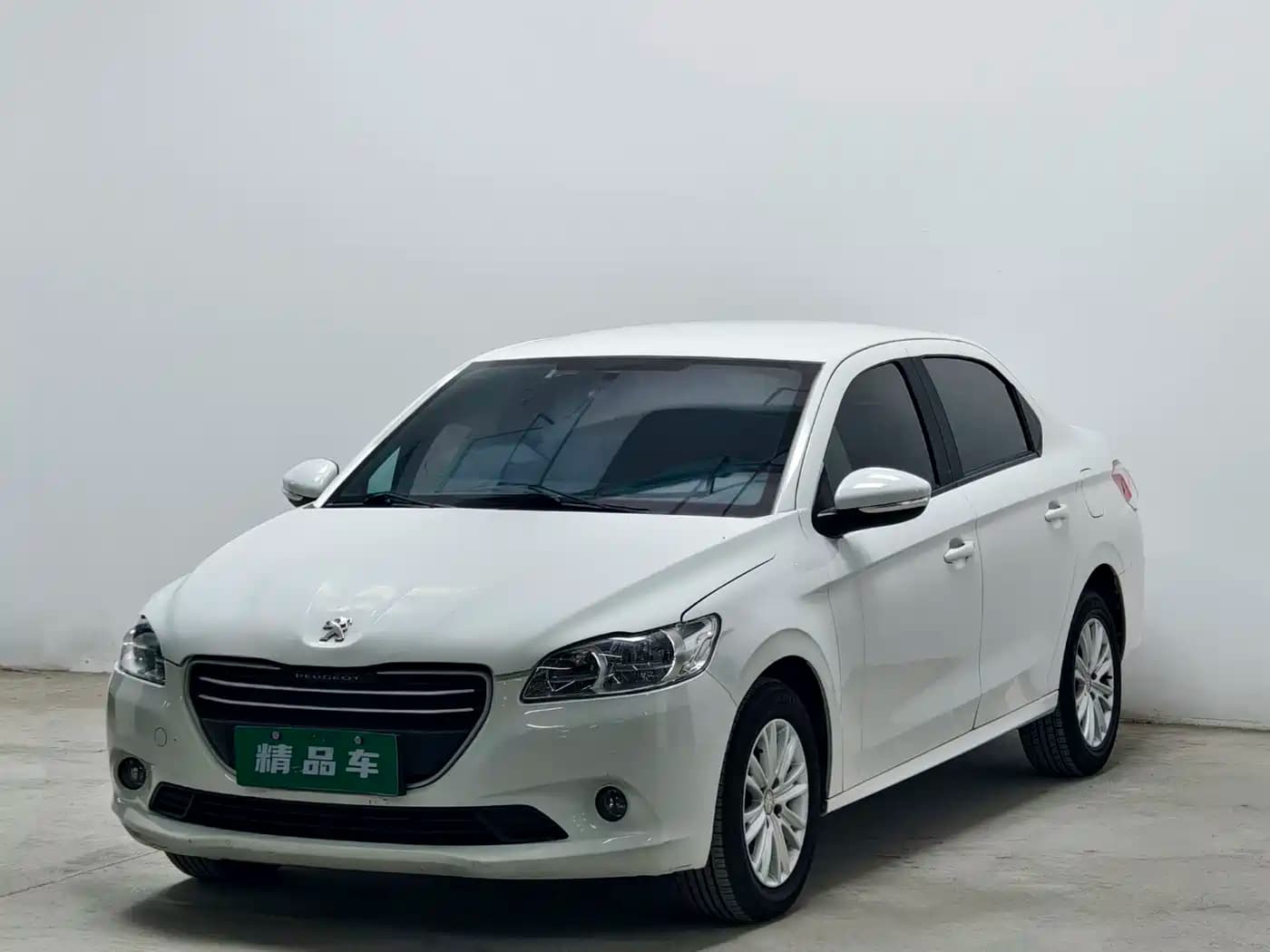 Peugeot 301 2016 1.6L Manual Comfort Edition