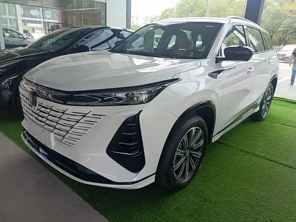 Changan CS75 PLUS 2026 Model 1.5T New Blue Whale Smart Navigation Edition