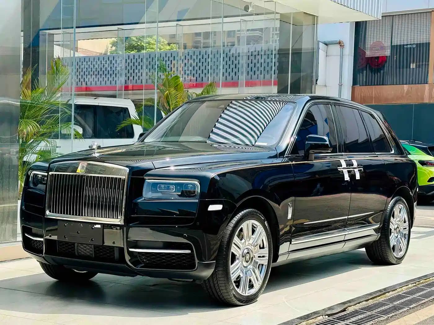 Rolls-Royce Cullinan 2018 4-Seater Version