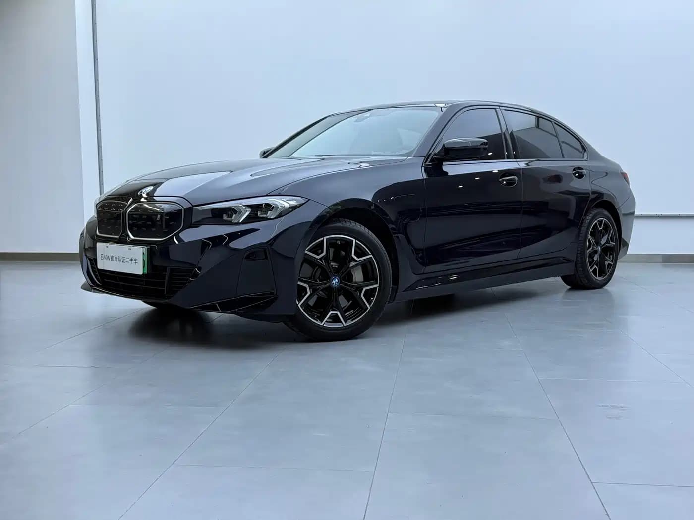 BMW BMW i3 2024 eDrive 40 L Shadow Night Package