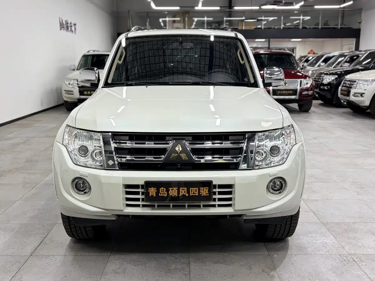 Mitsubishi Pajero (Import) 2014 3.0L Elite Surpass Edition