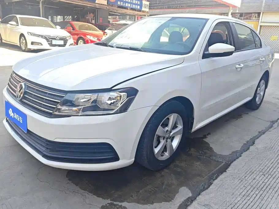 Volkswagen Lavida 2015 1.6L Automatic Trend Edition