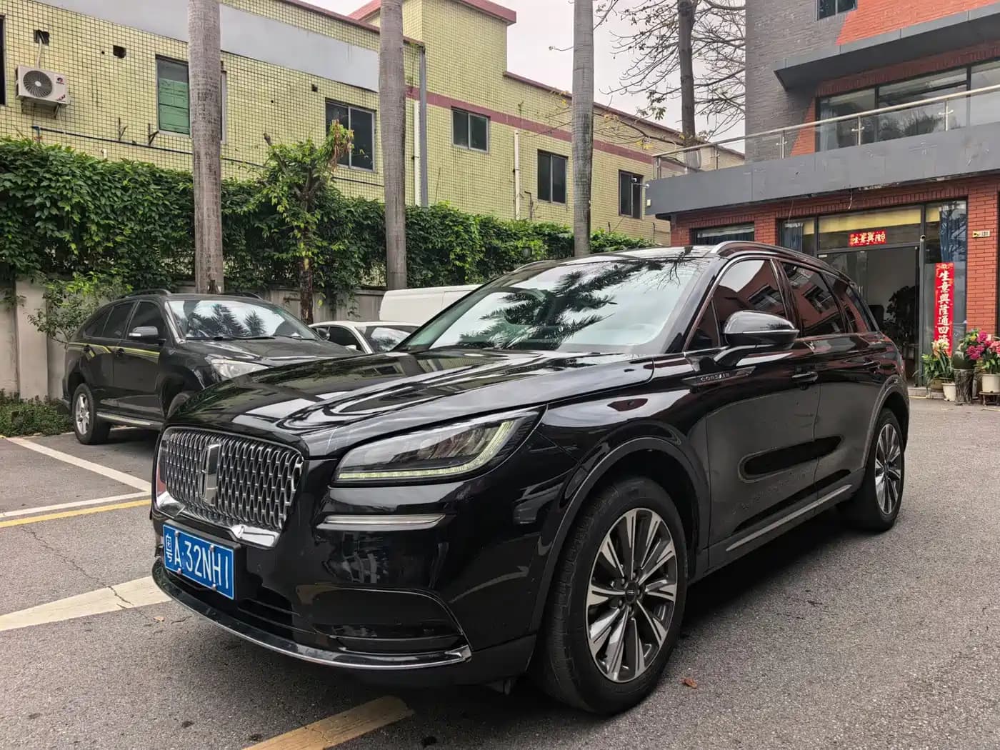 Lincoln Corsair Adventurer 2022 2.0T FWD Premium Luxury Edition