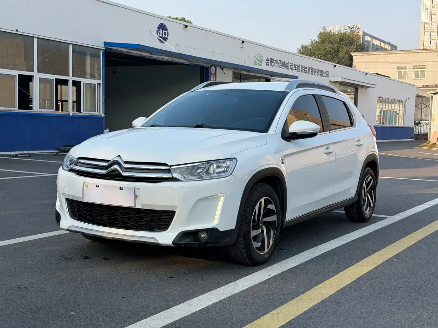Citroen Citroën Citroën C3-XR 2015 1.6THP Automatic Pioneer