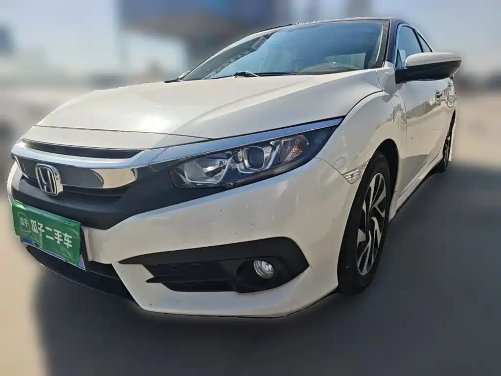 Honda Civic 2016 220TURBO CVT Luxury Edition