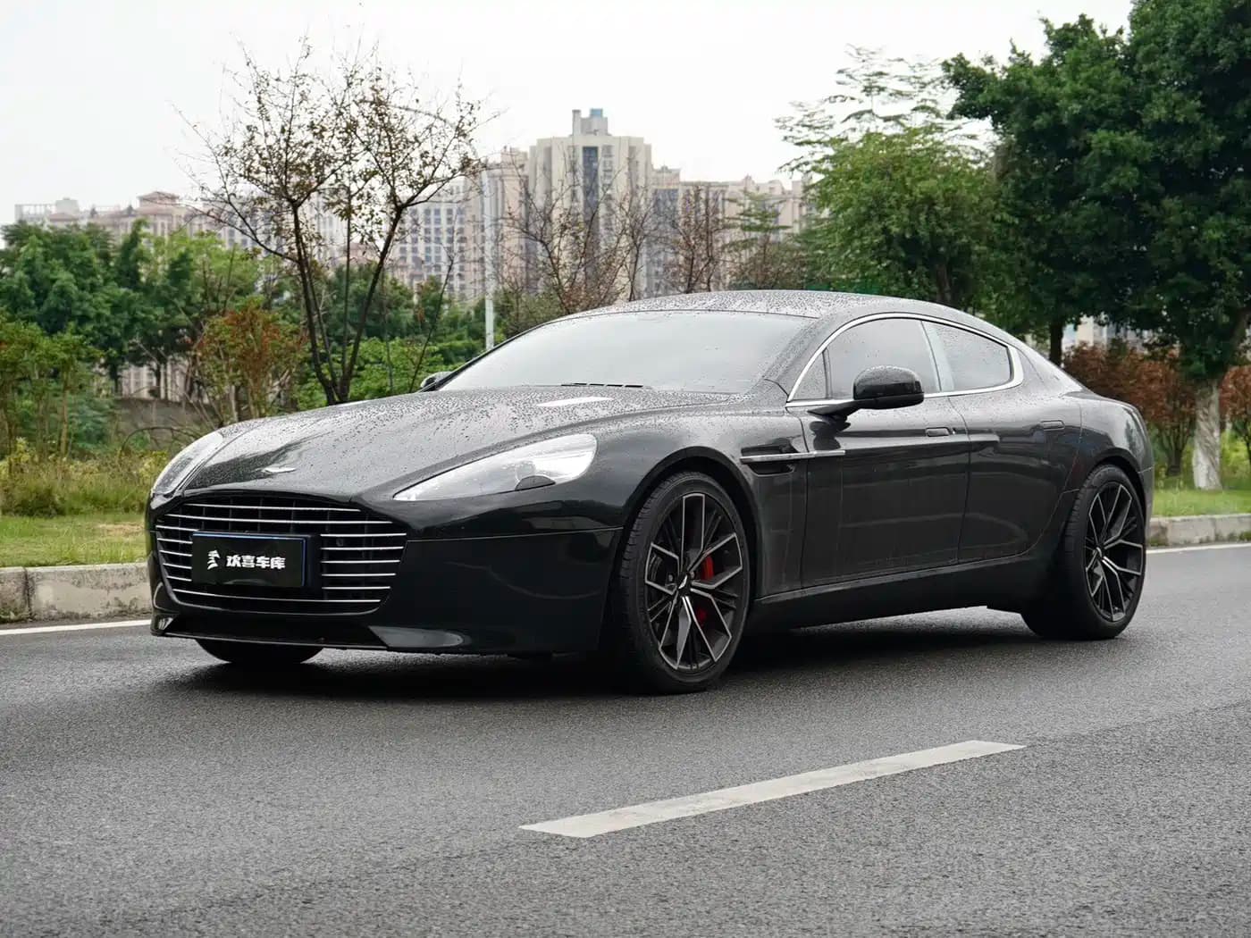 Aston Martin Rapide 2013 6.0L S