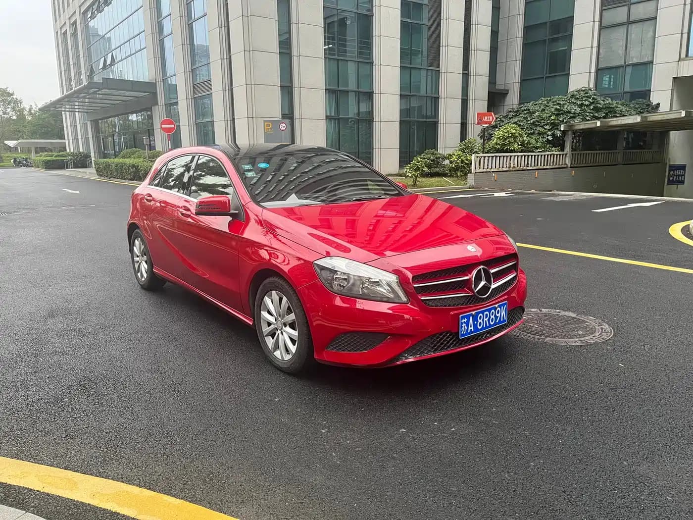 Mercedes-Benz Mercedes-Benz A-Class (Import) 2013 A 180 Fashion