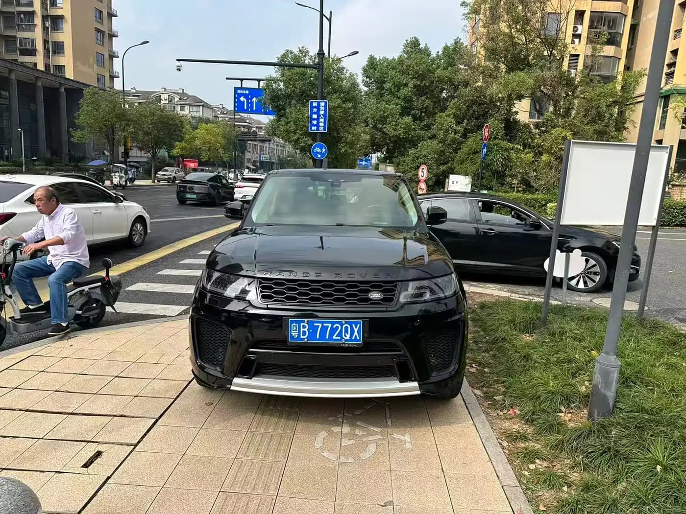 Land Rover Range Rover Sport 2017 3.0 SC V6 HSE DYNAMIC
