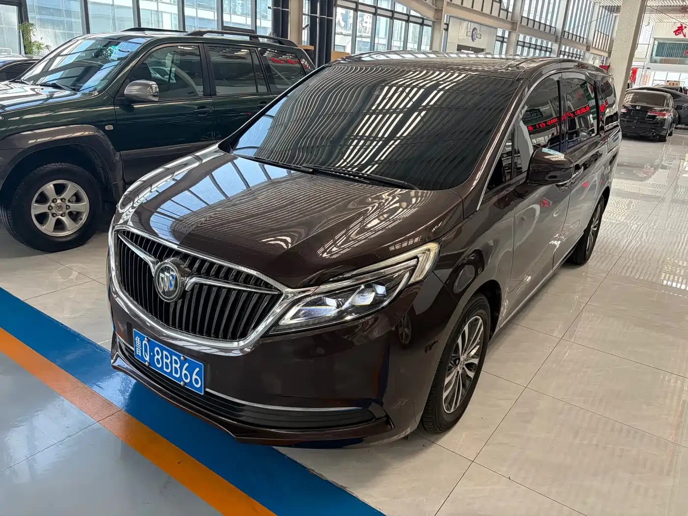 Buick GL8 2017 ES 28T Flagship China V
