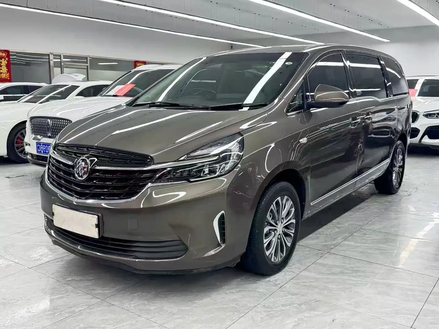 Buick GL8 2022 Land Business Class 652T Luxury