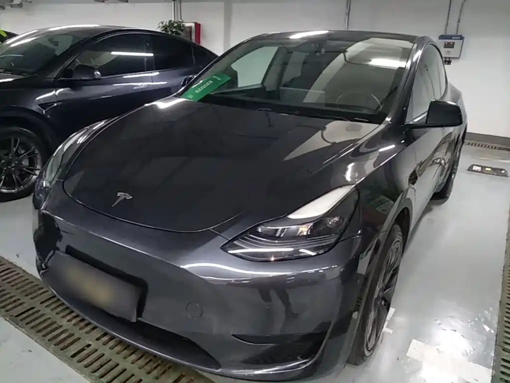 Tesla Model Y 2024 Rear-Wheel Drive Version