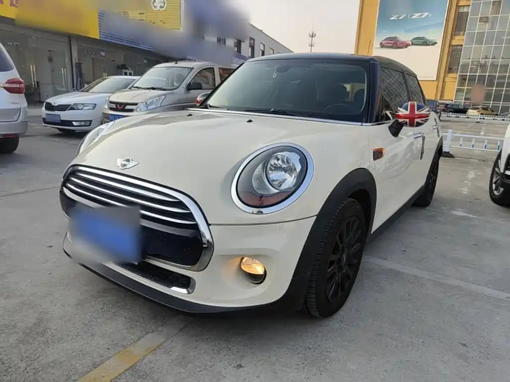MINI 2016 1.5T COOPER 5-Door
