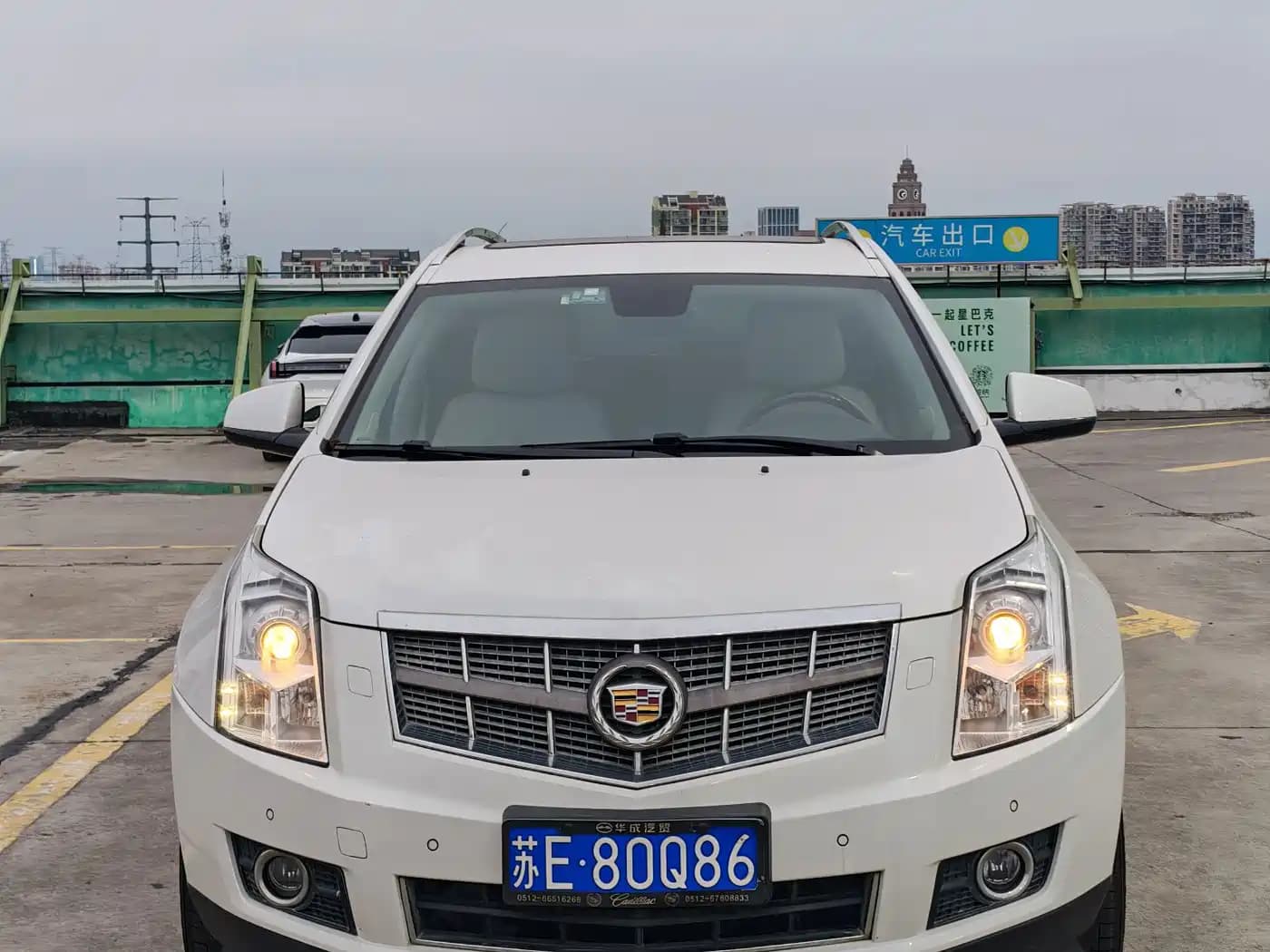 Cadillac SRX 2010 3.0L Flagship Edition
