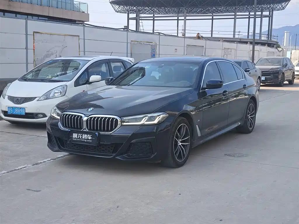 BMW 5 Series 2021 525Li M Sport Package