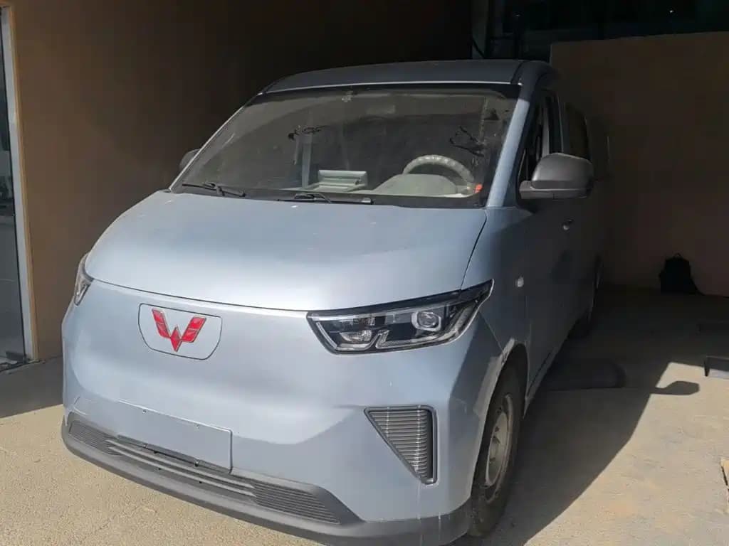 Wuling Motors Wuling Yangguang 2024 300KM Comfort Bus Version 75kW