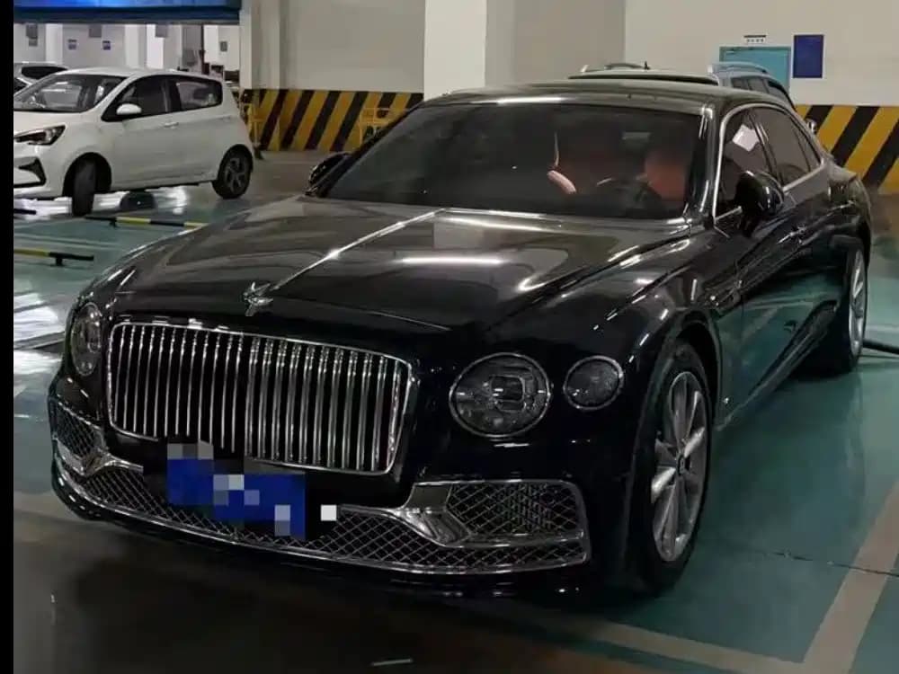 Bentley Flying Spur 2021 4.0T V8 Standard Version
