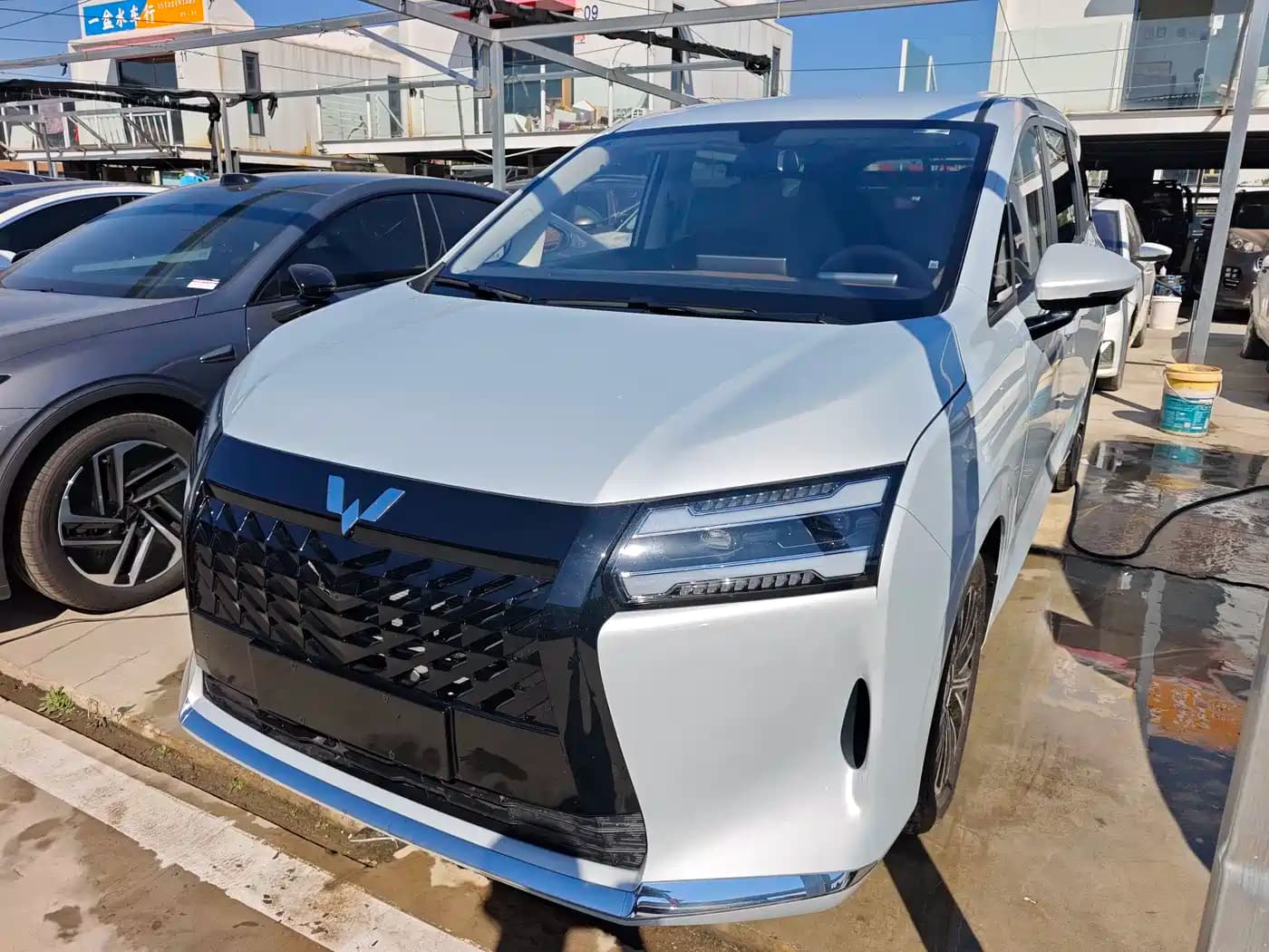 Wuling Motors Xingguang 730 New Energy 2025 Model Plug-in Hybrid Base Version