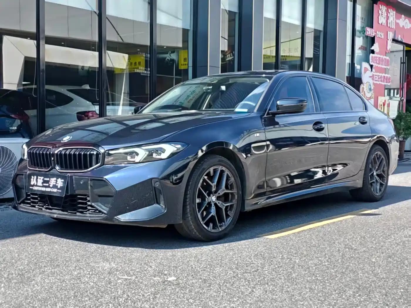 BMW 3 Series 2026 330Li M Sport Shadowline Package