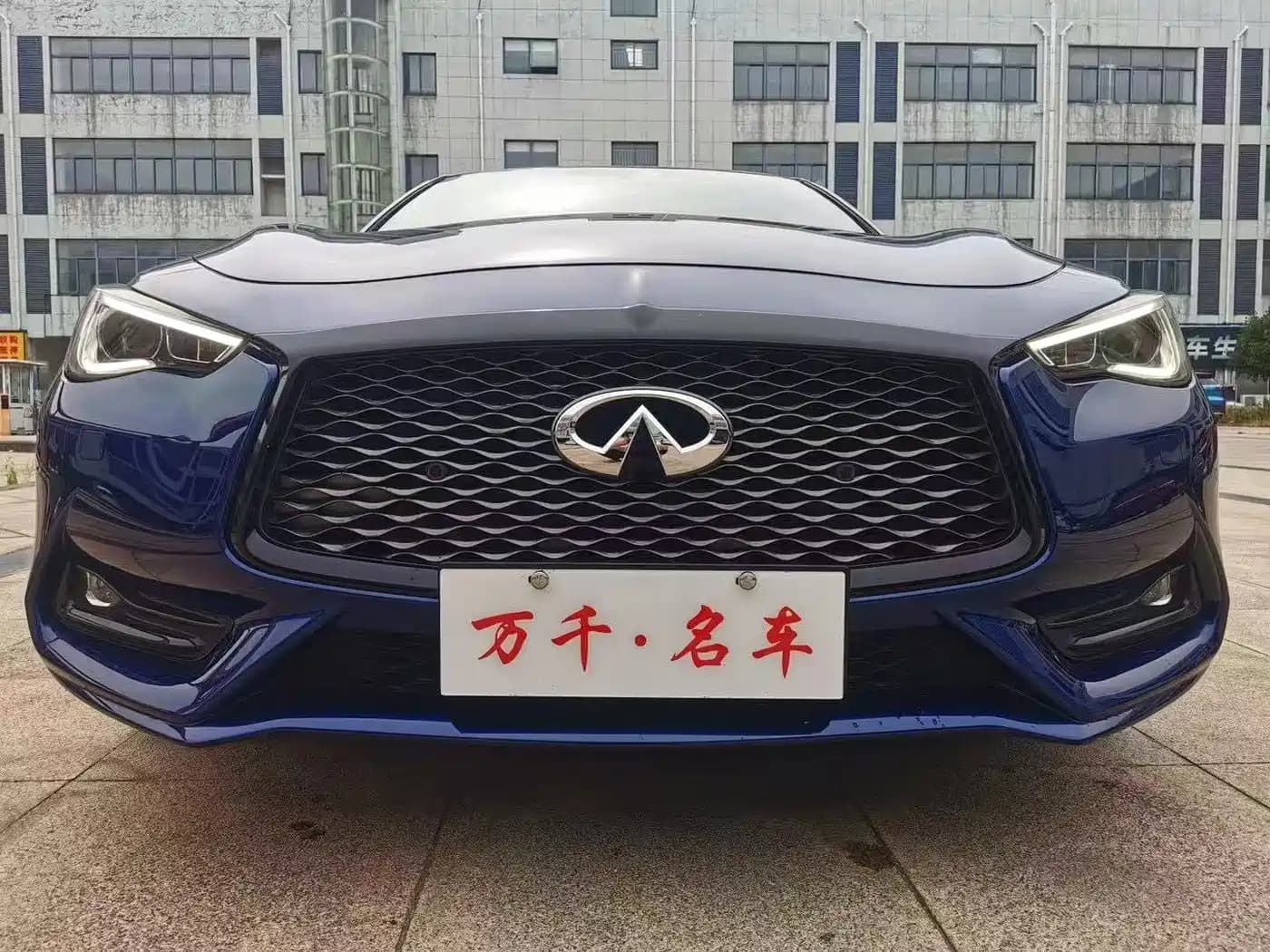 Infiniti Q60 2019 S 2.0T Luxury Sport Edition