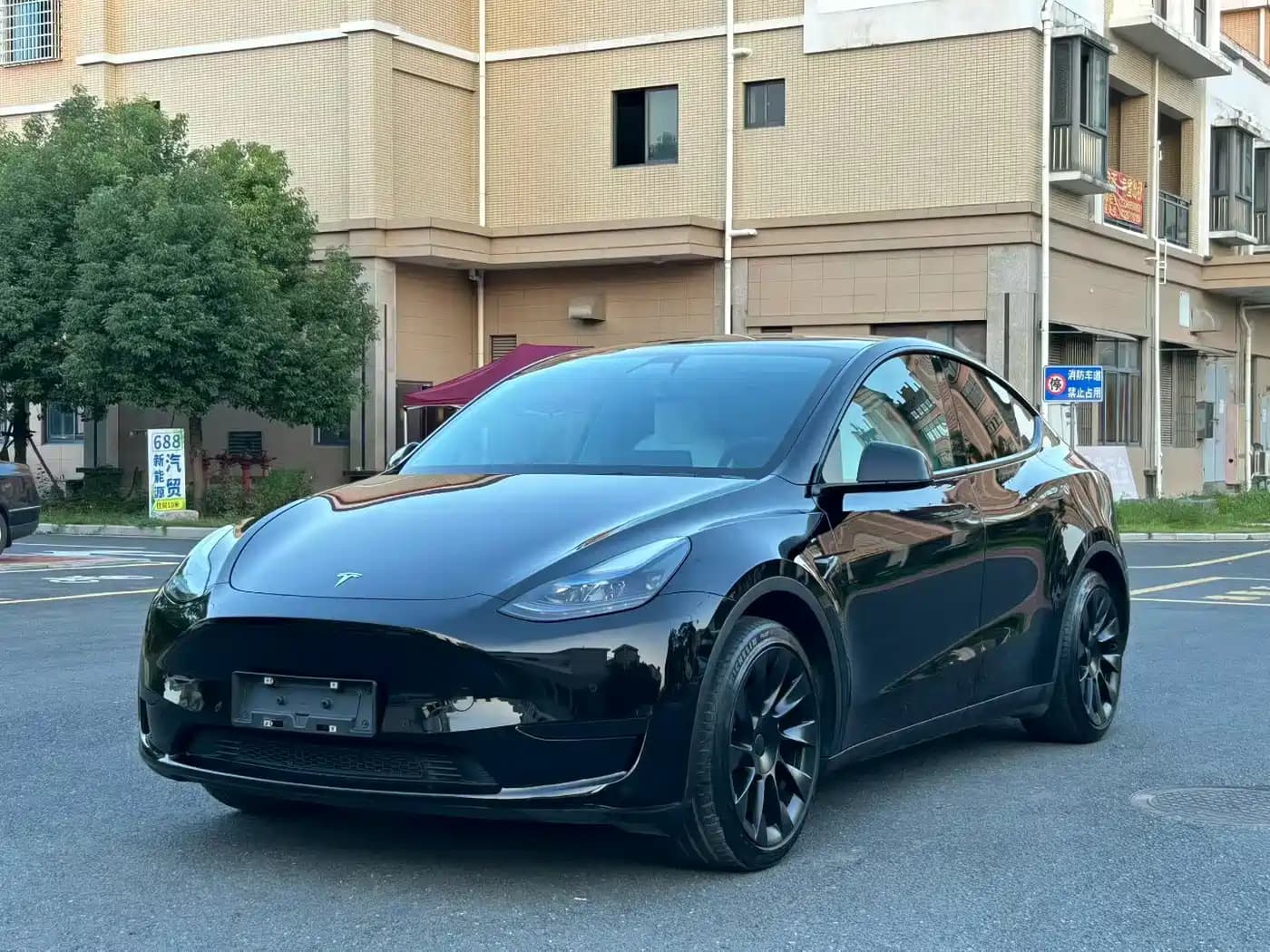 Tesla Model Y 2023 Rear-Wheel Drive Edition