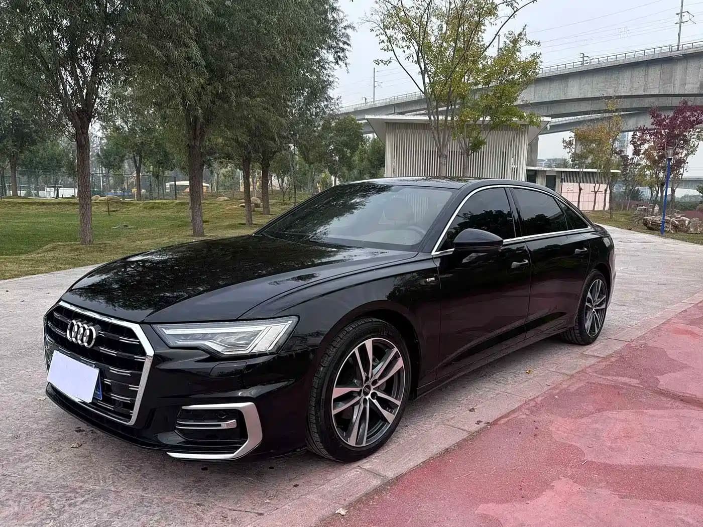 Audi A6L 2023 40 TFSI Luxury Dynamic