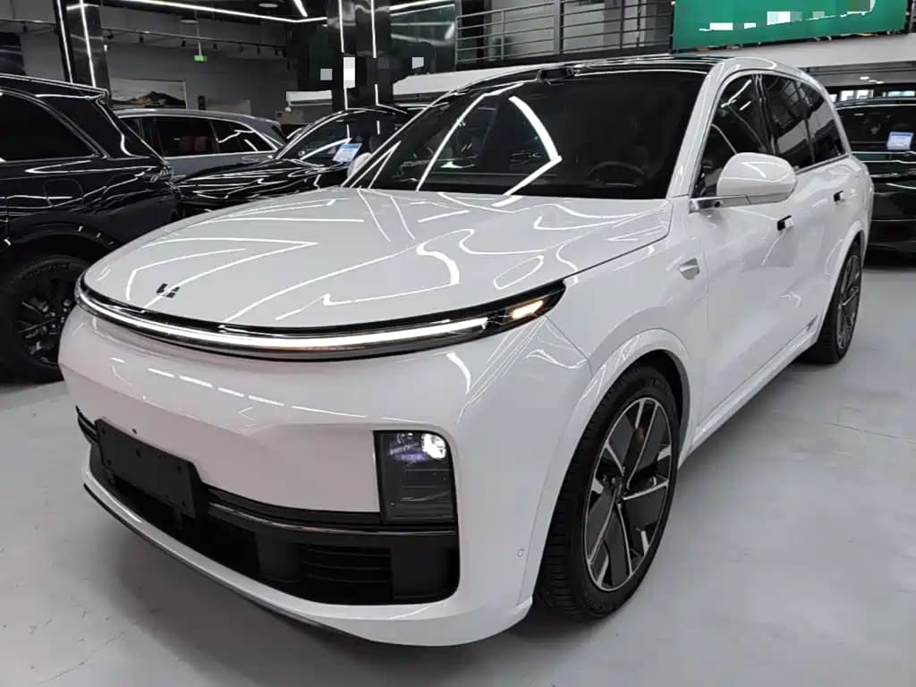 Li Xiang L8 Li Auto Li 2025 Ultra Smart Renewal Edition