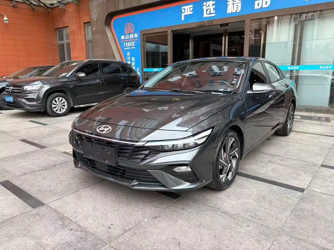 Hyundai Elantra 2023 1.5L CVT GLX Elite Edition