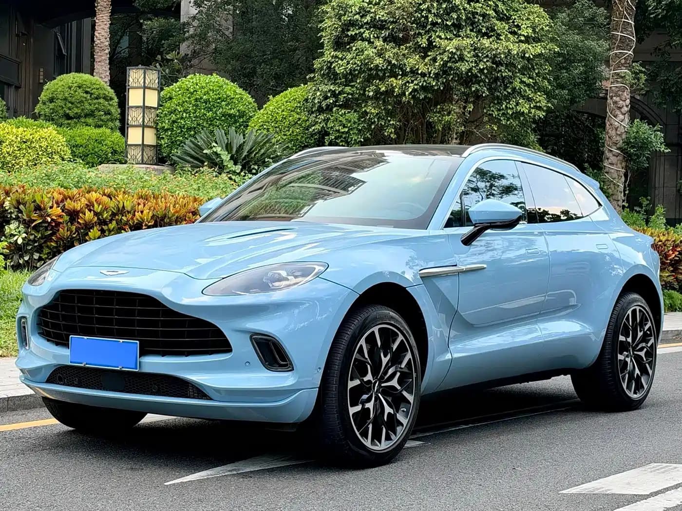 Aston Martin DBX 2020 4.0T V8