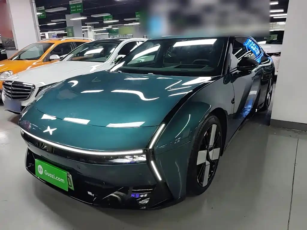 Xpeng P7 2025 702km Long Range Edition