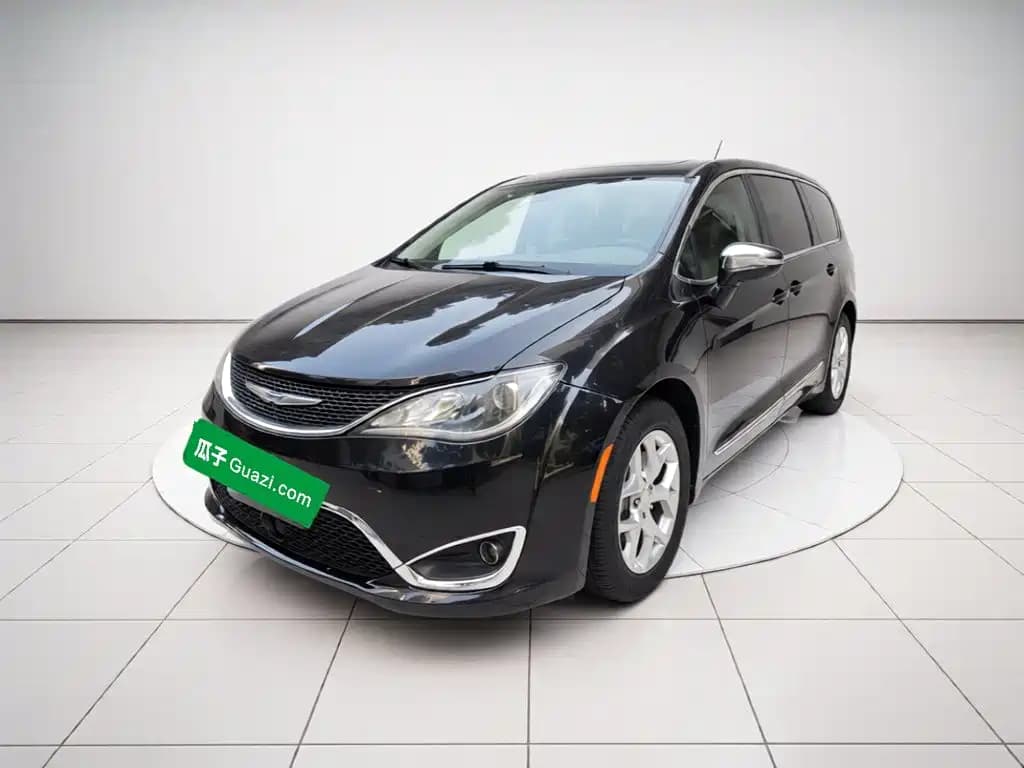 Chrysler Grand Voyager (Import) 2017 3.6L Premium Edition