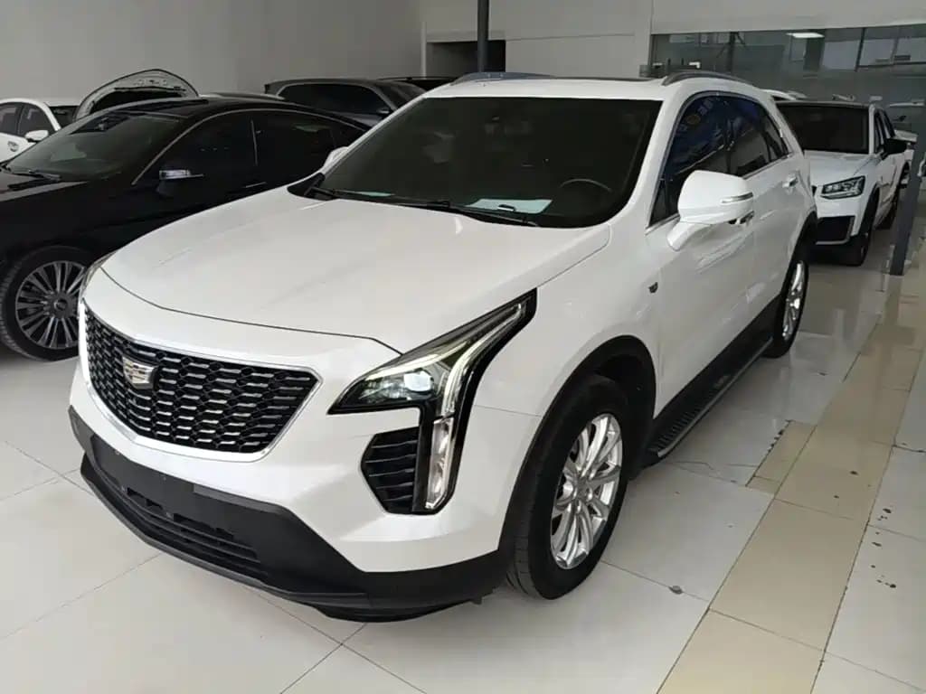 Cadillac XT4 2022 28T FWD Style