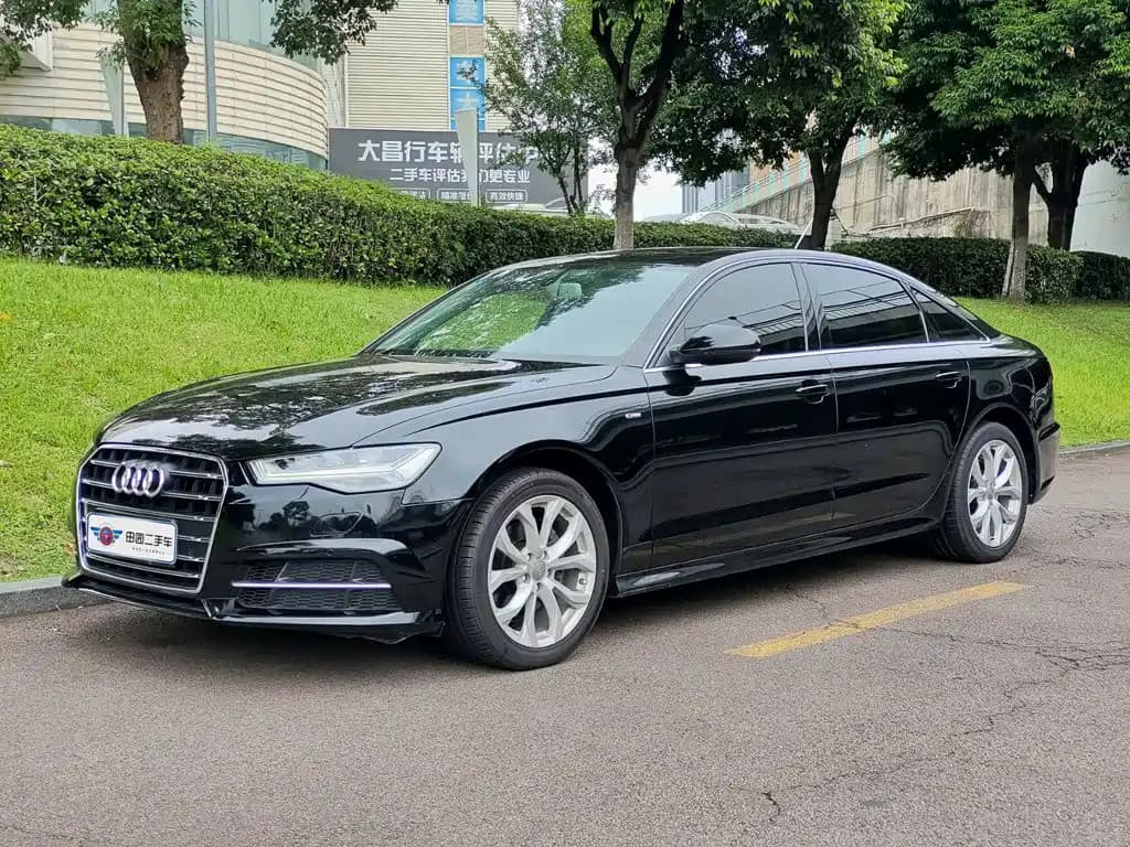 Audi A6L 2018 30th Anniversary 35 TFSI Fashion