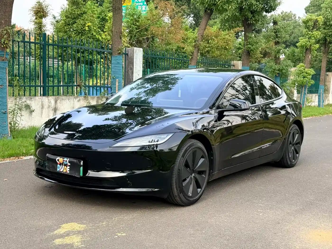 Tesla Model 3 2023 Rear-Wheel Drive