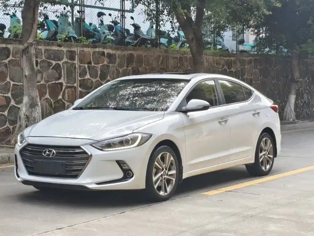 Hyundai Elantra 2016 Model 1.6L Automatic Smart Elite