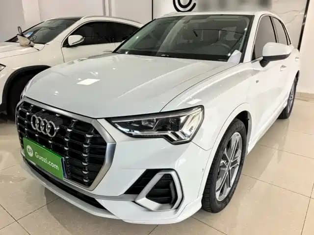 Audi Audi Q3 2022 40 TFSI Fashion Dynamic