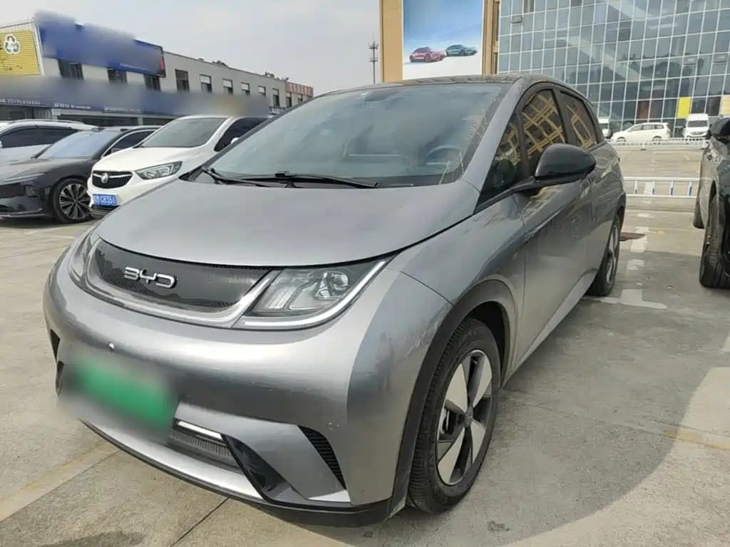 BYD Dolphin 2023 420km Fashion Edition
