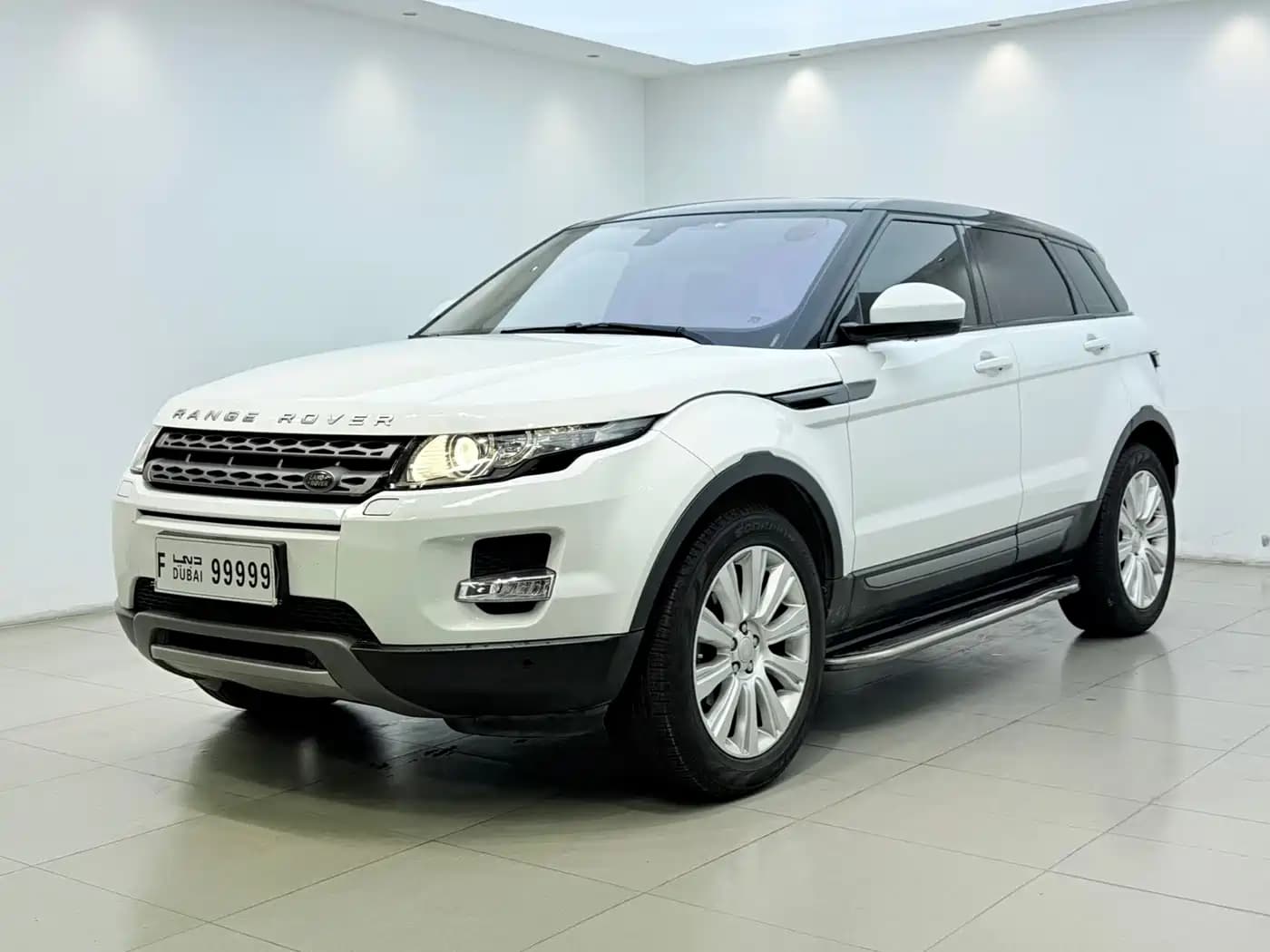 Land Rover Range Rover Evoque 2015 2.0T 5-Door Intelligent Edition