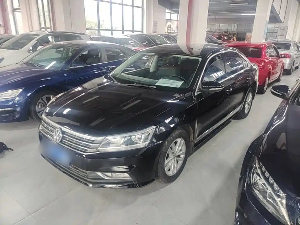 Volkswagen Passat 2016 330TSI DSG Honor Edition