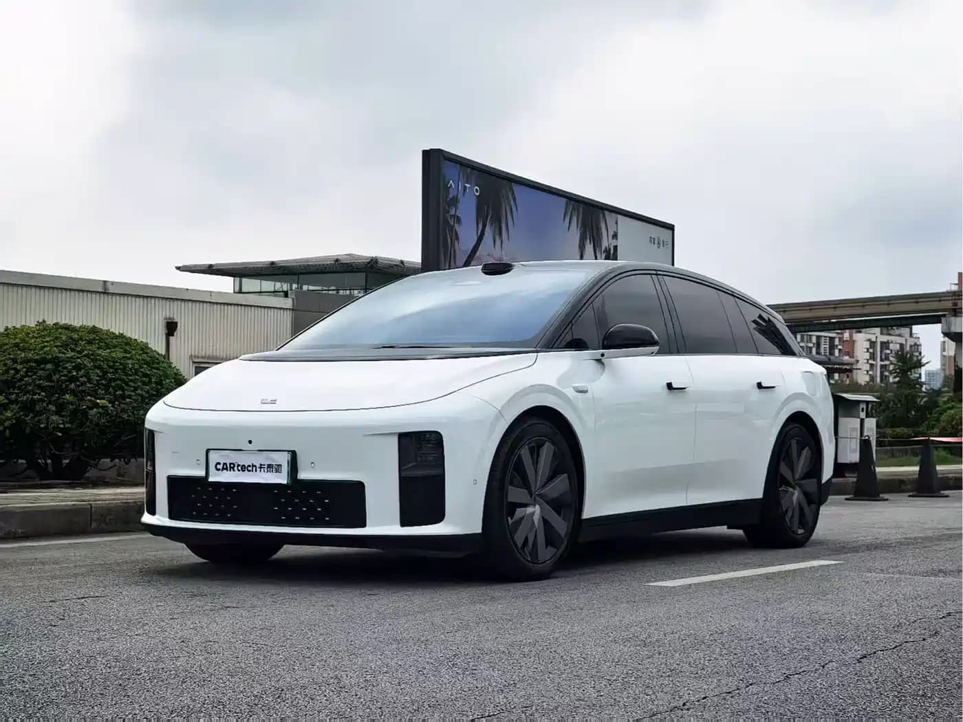 Li Xiang i6 Li Auto Li Auto i6 2025 4WD Base Model