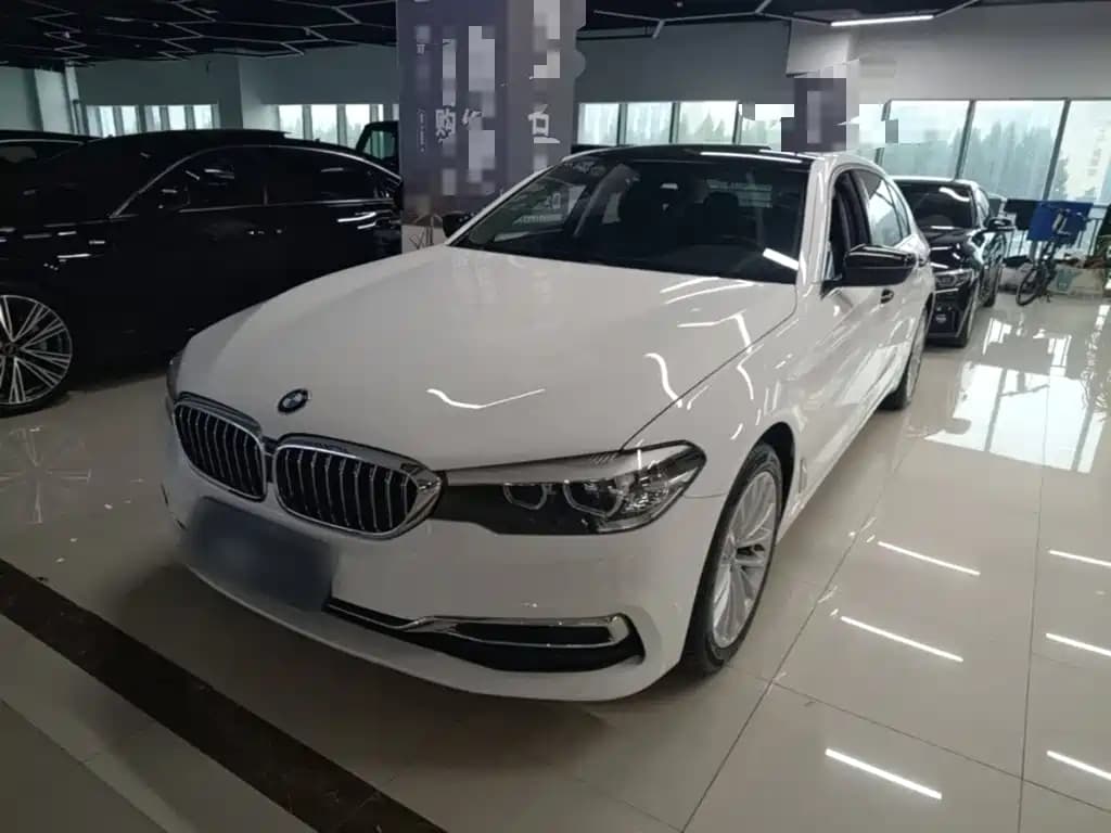 BMW 5 Series 2019 Facelift 525Li Luxury Package