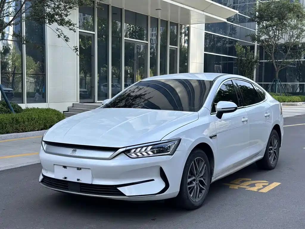 BYD Qin Plus 2024 Glory Edition EV 420KM Surpass